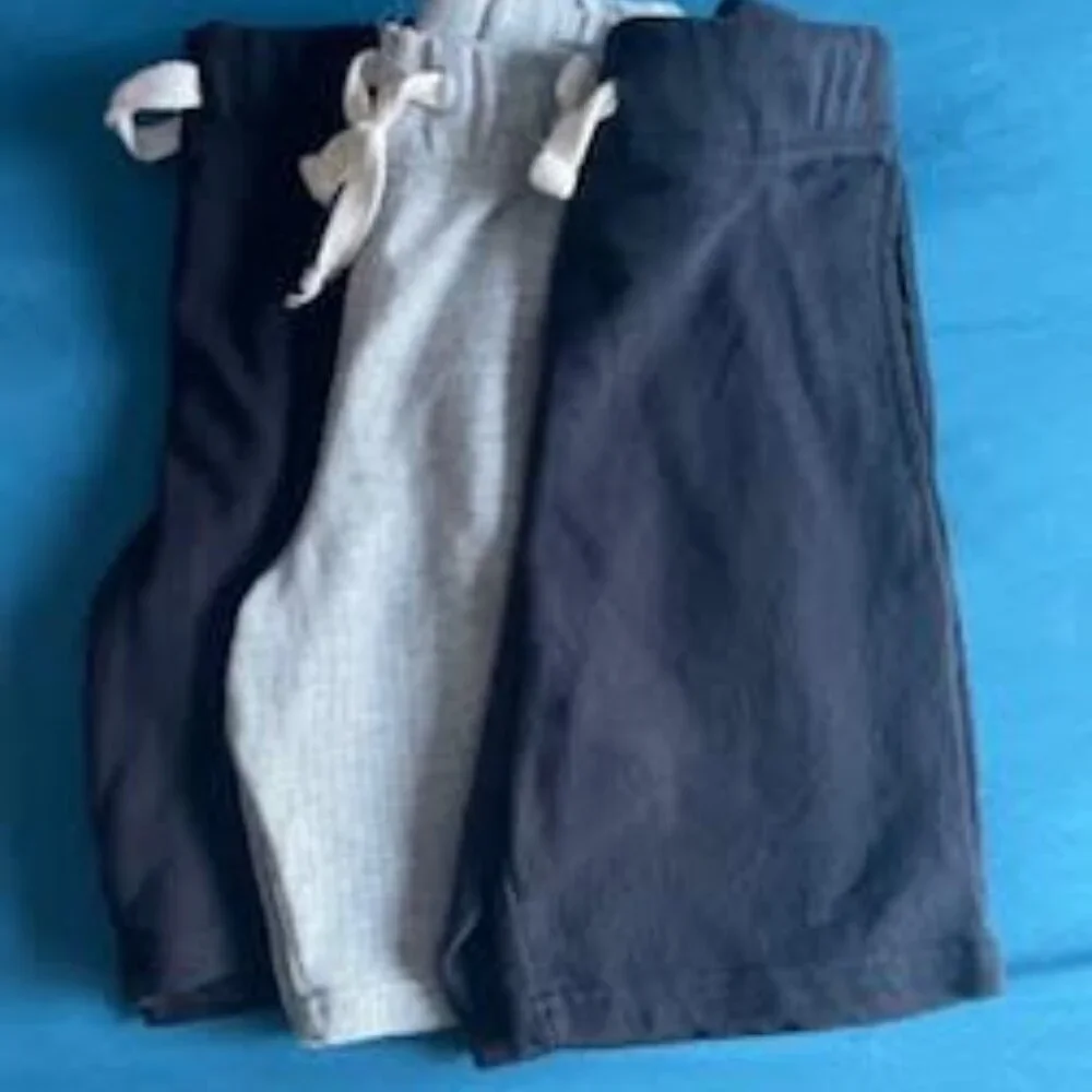The Children’s Place Boys French Terry Casual Shorts – 3-Pack Black, Gray, Blue